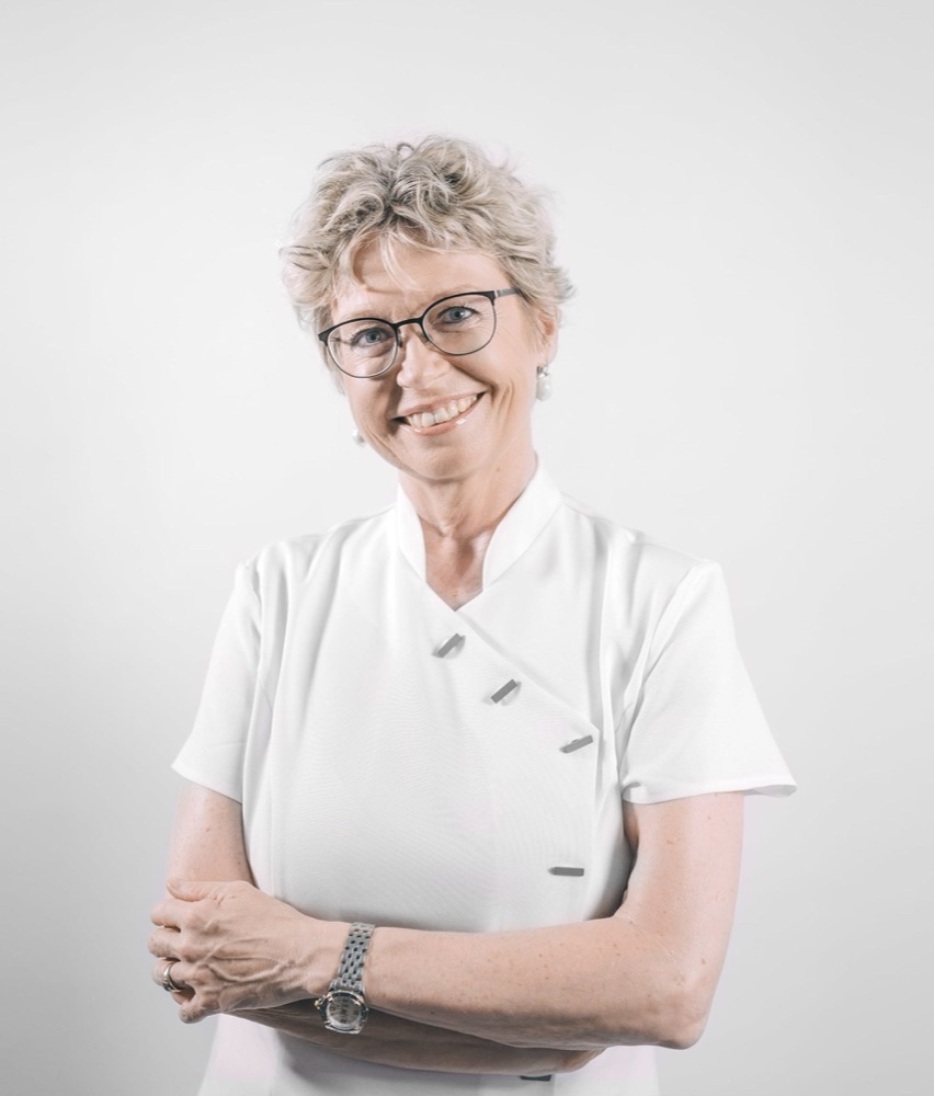 Dr. Christine Trainer